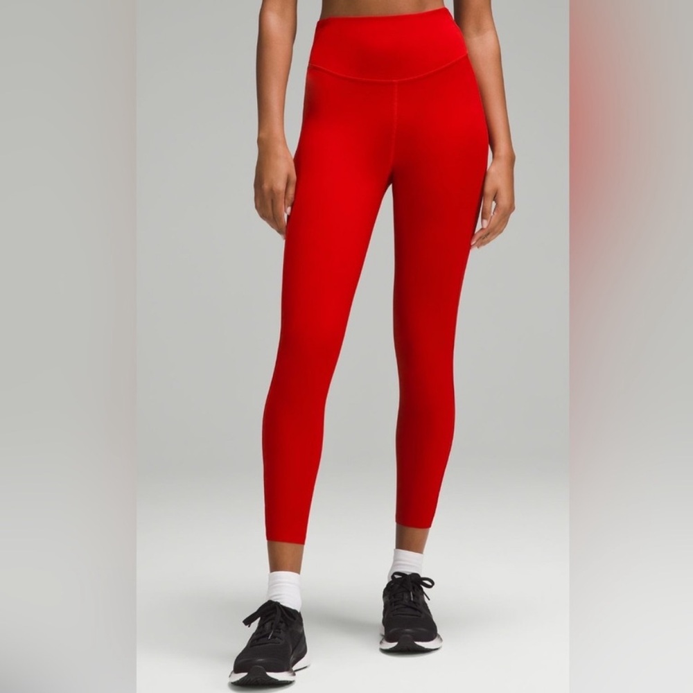 Lulu Lemon Fast & Free 25”